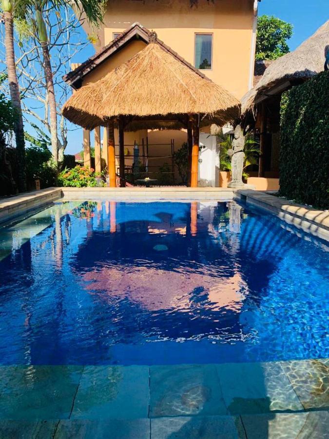 Giri'S Villa Jimbaran Ungasan  Exterior photo